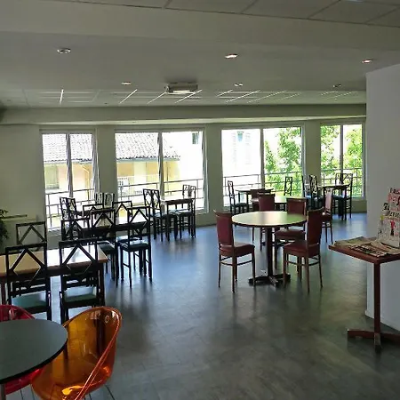 Hotel Ibis Budget Jallieu Centre 2*