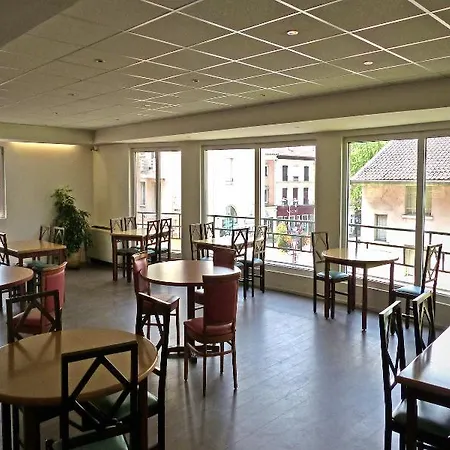 Ibis Budget Jallieu Centre 2*