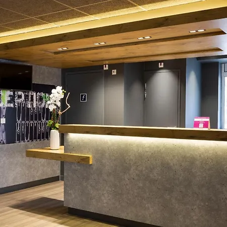 Ibis Budget Jallieu Centre ブールゴアン