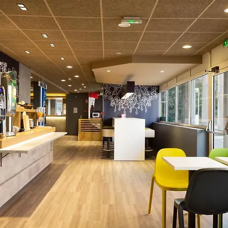 Ibis Budget Jallieu Centre 2*