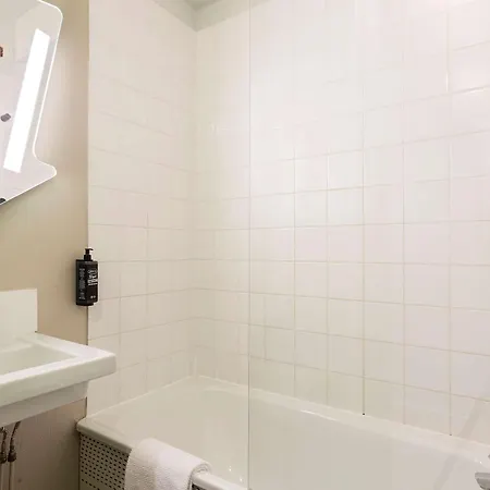 Ibis Budget Jallieu Centre Hotel 2*
