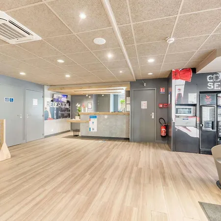 Otel Ibis Budget Jallieu Centre 2*