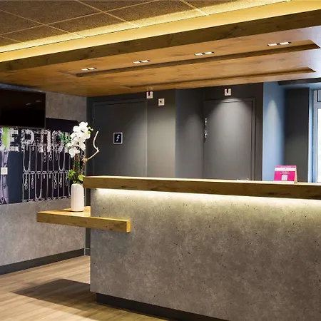 Ibis Budget Jallieu Centre 2*