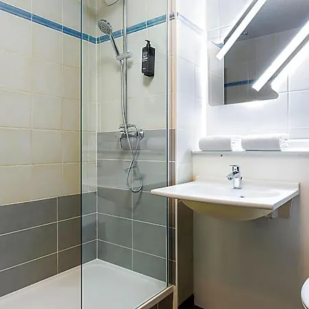 Ibis Budget Jallieu Centre מלון 2*