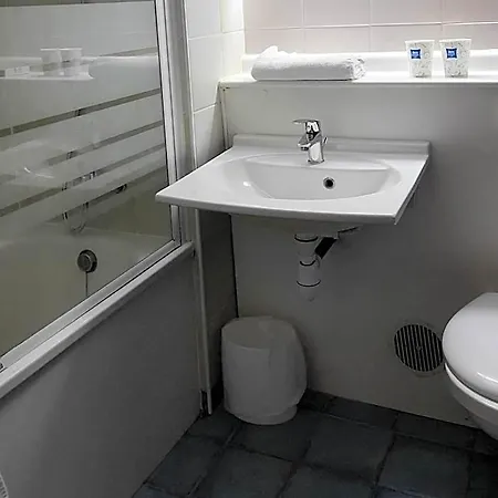 Ibis Budget Jallieu Centre מלון Bourgoin-Jallieu