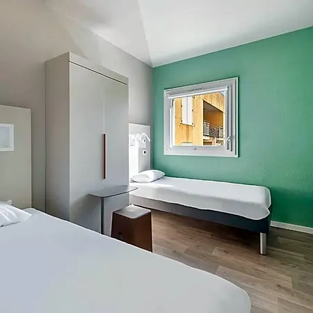 Ibis Budget Jallieu Centre 2*