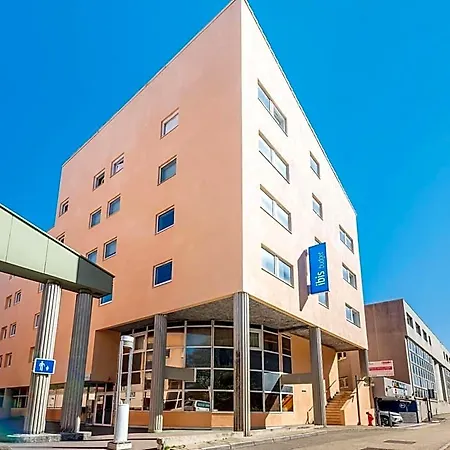 Ibis Budget Jallieu Centre 2*