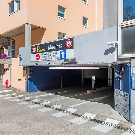 Ibis Budget Jallieu Centre Hotel 2*